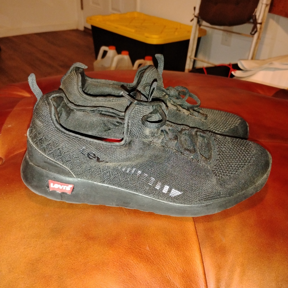 Levi's Black Men's Shoes
